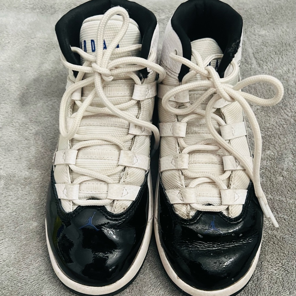 Nike Jordans Boys size 13c